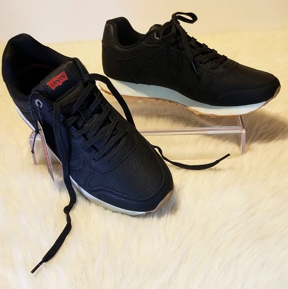 LEVI'S Comfort Casual Sneaker - Picture 2 of 13